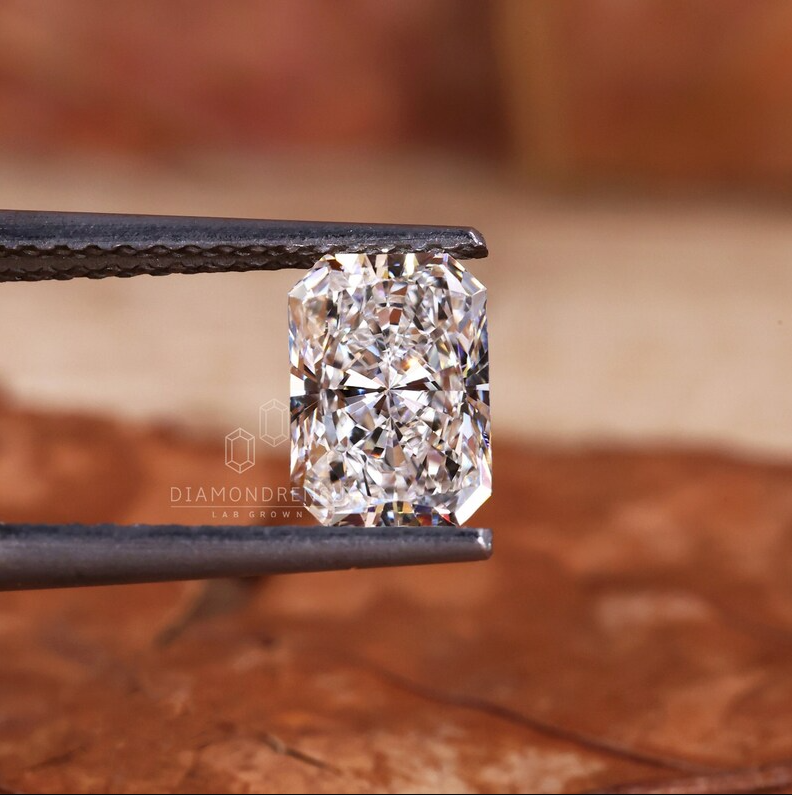 Lab Grown Diamond